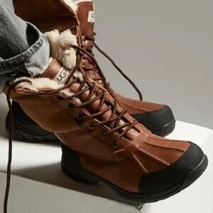 UGG Mens Butte Waterproof Leather Worchester Winter Snow Boot Size 9